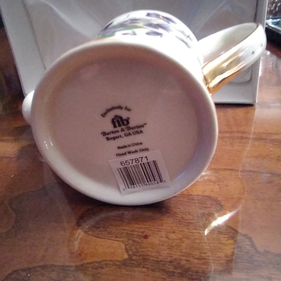 Porcelain Collectibles Watering Can - Picture 5 of 5